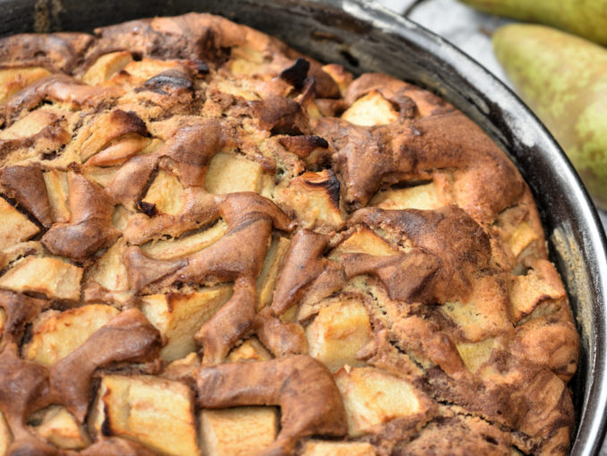 Apfel-Rosinen-Kuchen | Veggie Tobi